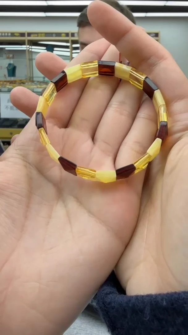 【闪购商品】琥珀手串未镶嵌秒拍号858