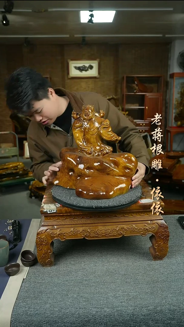 金丝楠摆件40-26-37