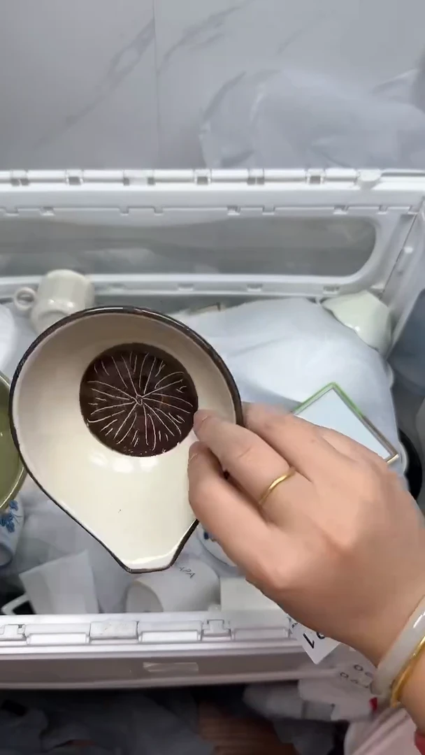 【闪购商品】645回流瓷器默认微瑕，18.8包邮