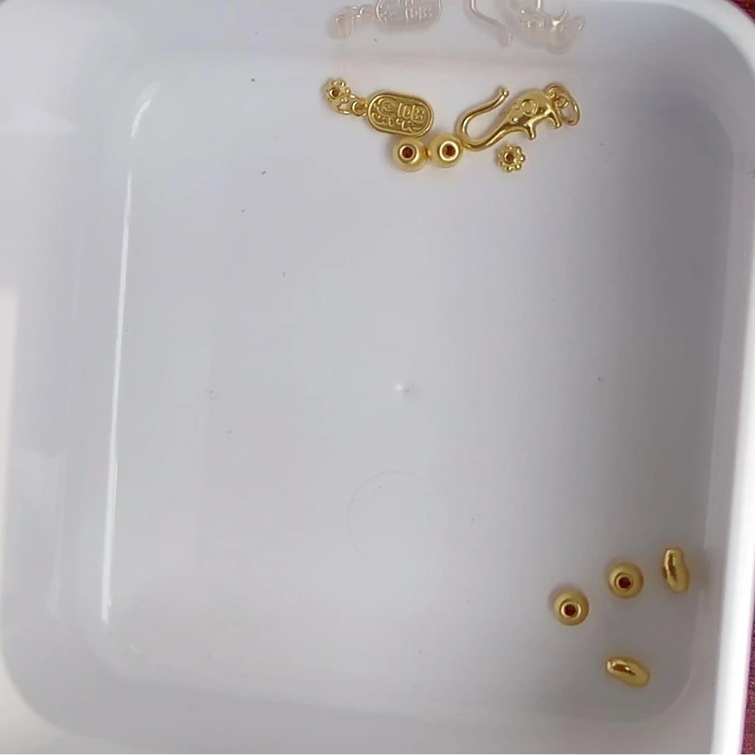 黄金足金小金 豆