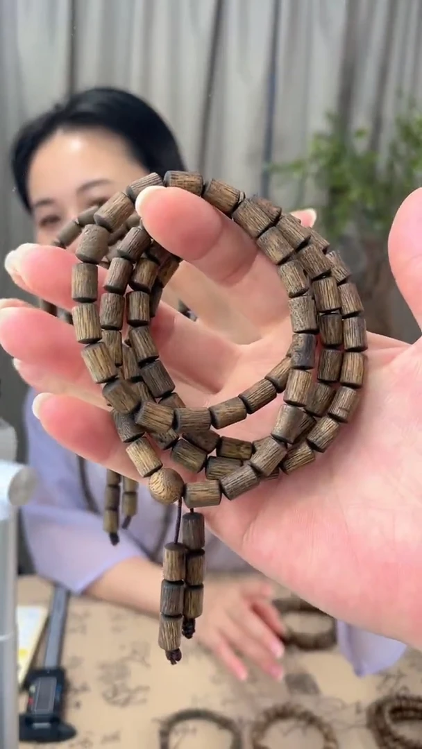 沉香手串108转运桶珠长串