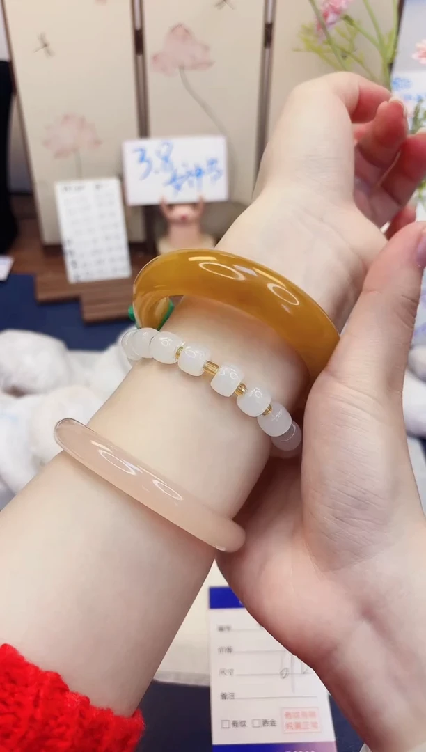 【闪购商品】石英质玉手镯未镶嵌496-财气镯-圈口61