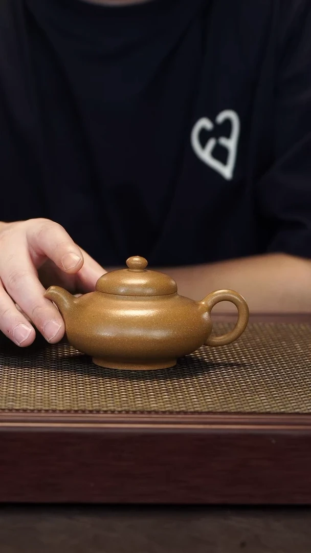 茶壶紫砂【润石堂】精品 黄金段