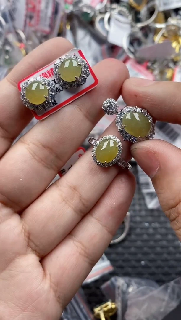 银S925镶嵌戒指翡翠7777    10