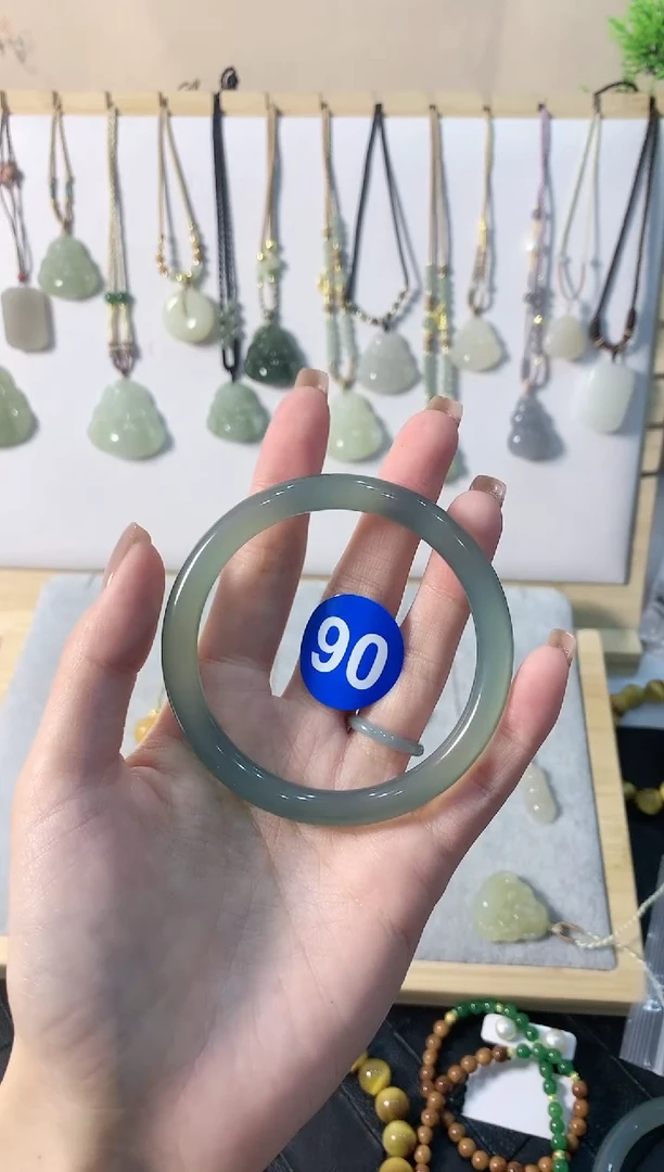 【闪购商品】玛瑙/玉髓手镯未镶嵌手镯4