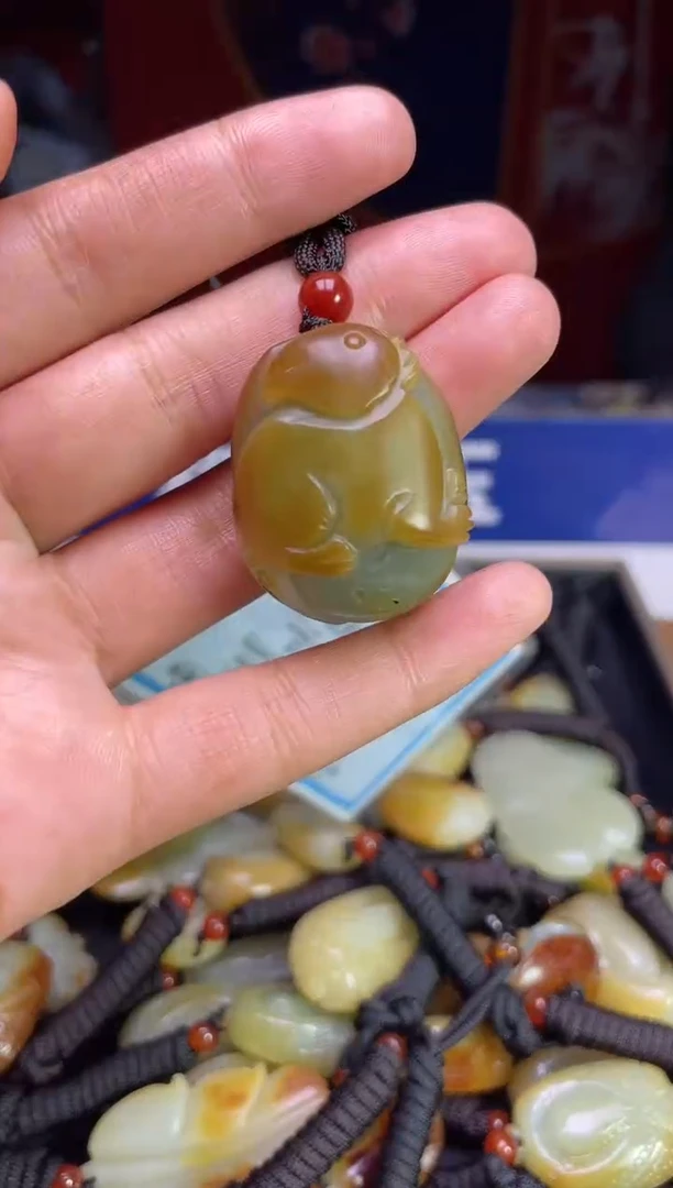 颈饰未镶嵌和田玉123