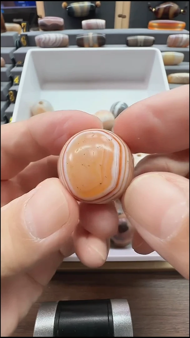 未镶嵌颈饰玛瑙/玉髓玛瑙26