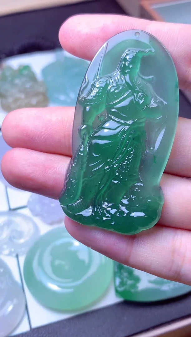 颈饰未镶嵌翡翠天然A货翡翠