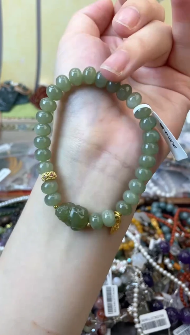 手饰和田玉未镶嵌305