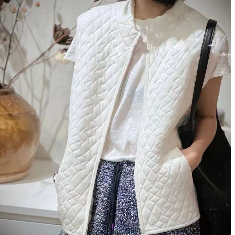 立领格纹宽松冬季羊毛马甲休闲保暖秋冬纯色百搭白色时尚女士针织