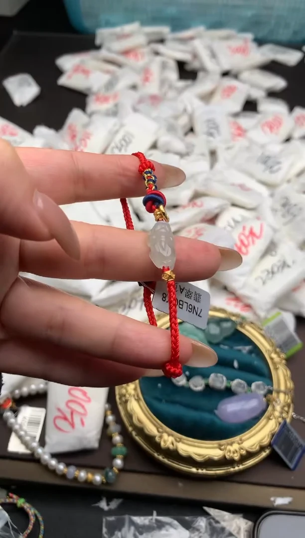 【闪购商品】翡翠手绳未镶嵌  一