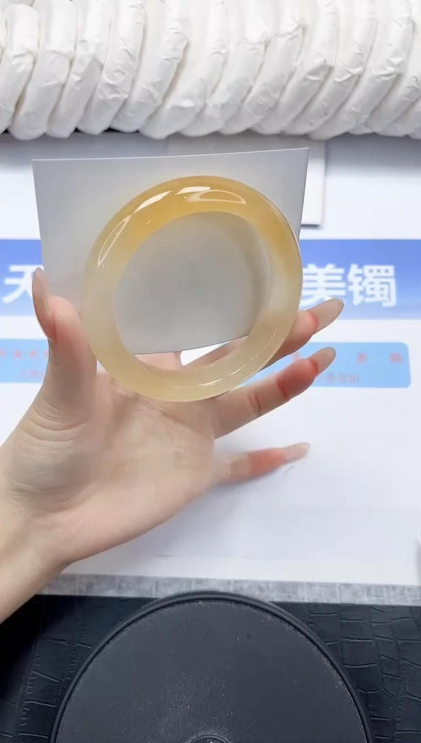 未镶嵌手镯石英质玉19-56