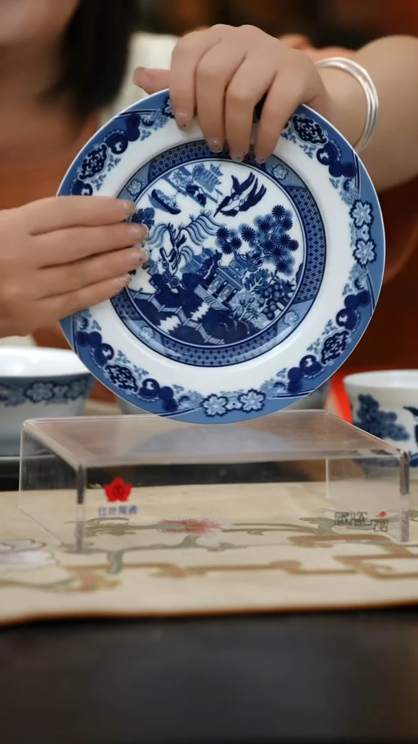 2个微瑕古典园林8英寸平盘