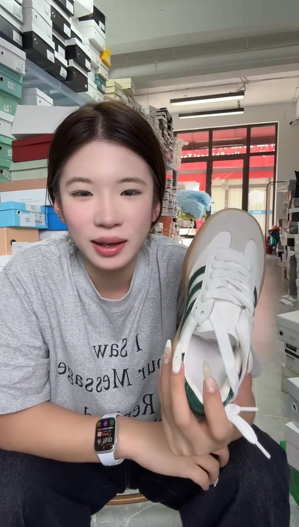 （150）36码绿色德修鞋