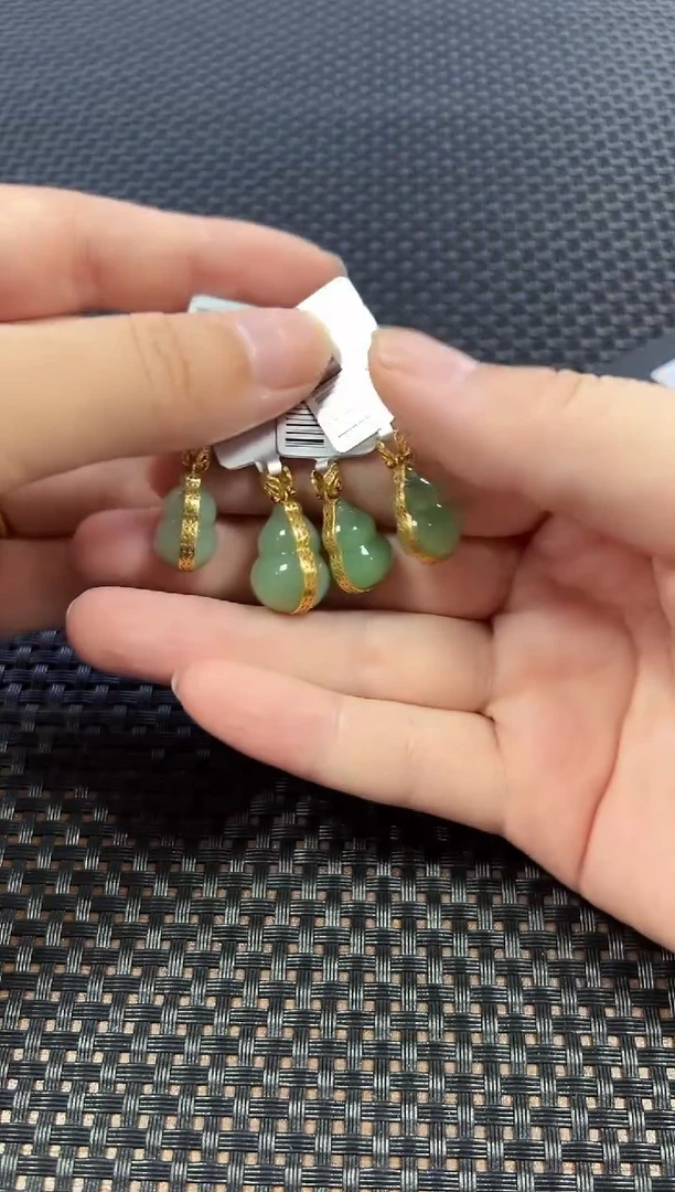 和田玉18K金镶嵌颈饰（多样性发一件）0133