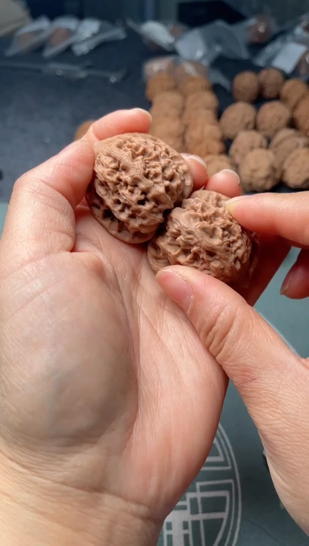 把件文玩核桃w144  观音肚 38尺