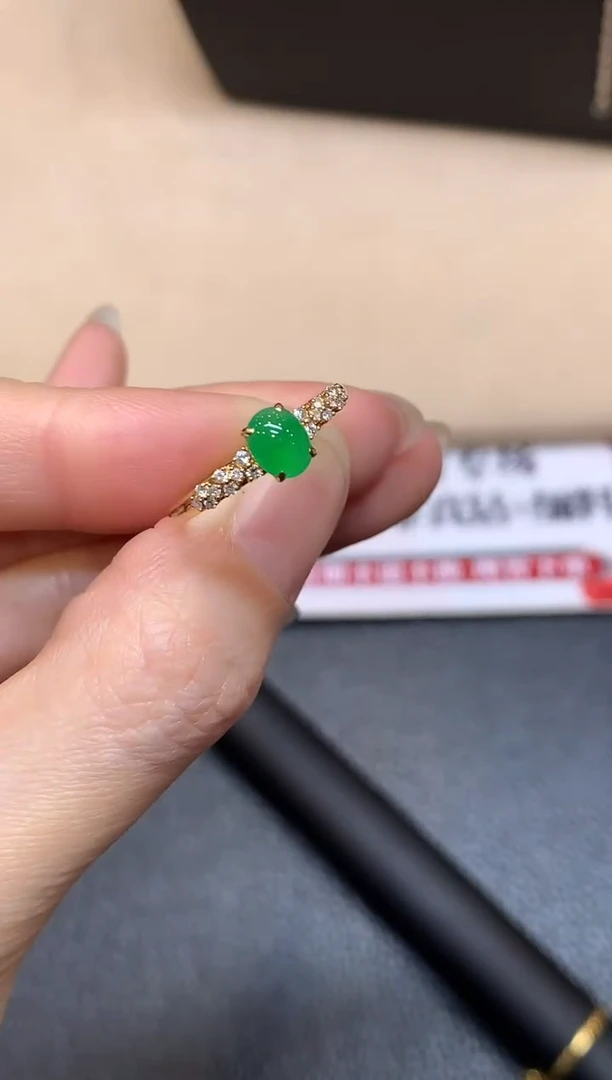 18K金镶嵌戒指翡翠20【无鉴赏期】蛋面【无服务费