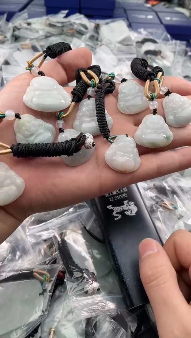 颈饰未镶嵌翡翠25/11/24/.129小佛多样性发货，发其一