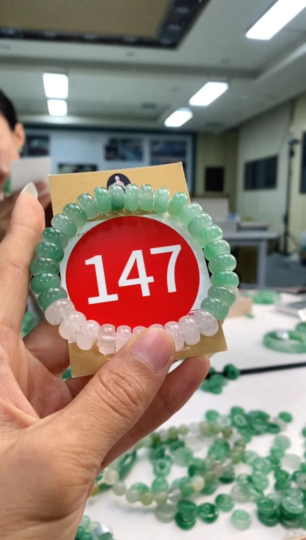 未镶嵌手镯石英质玉春*147