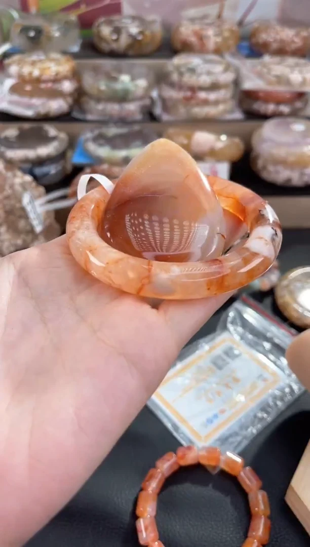 未镶嵌手镯石英质玉58