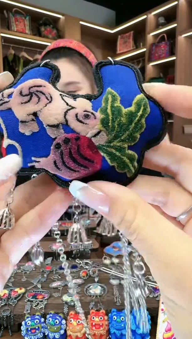 【闪购商品】织绣97黔东南苗族刺绣