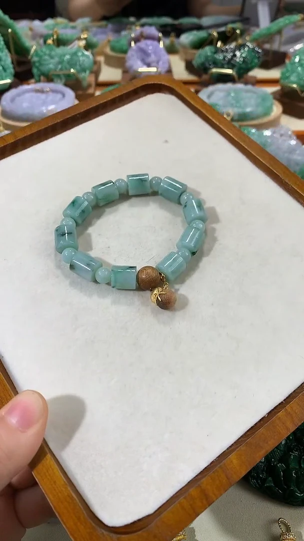 未镶嵌手链翡翠手链