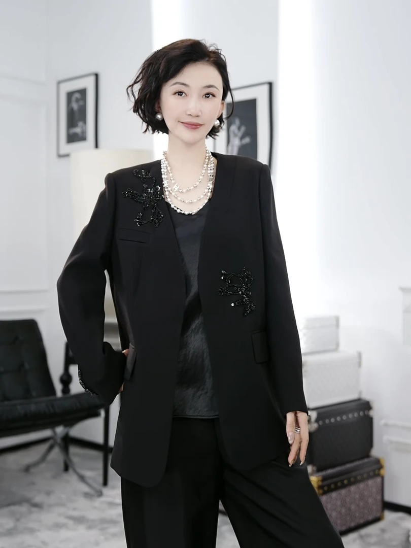 Betty Bairn【秋日巴塞尔】高定系列V领醋酸西服外套24B-BW7661