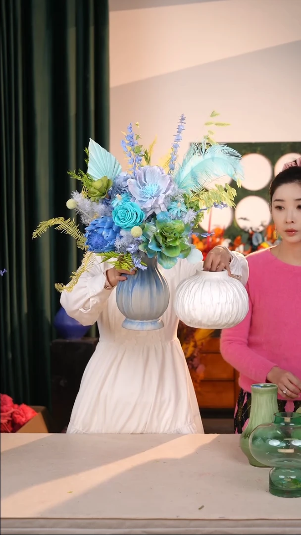 【闪购商品】春日青带花瓶