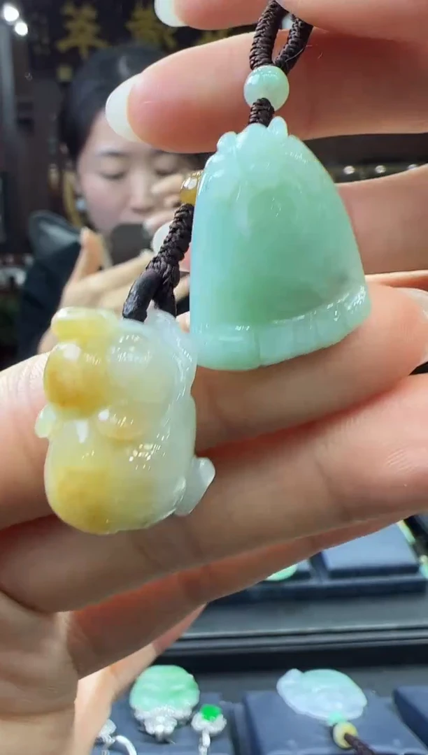 【闪购商品】翡翠挂件未镶嵌包挂