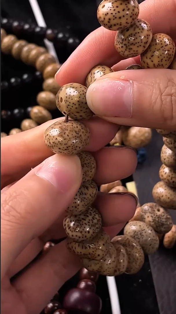 手串星月菩提精工级浅花皮星月原形手串