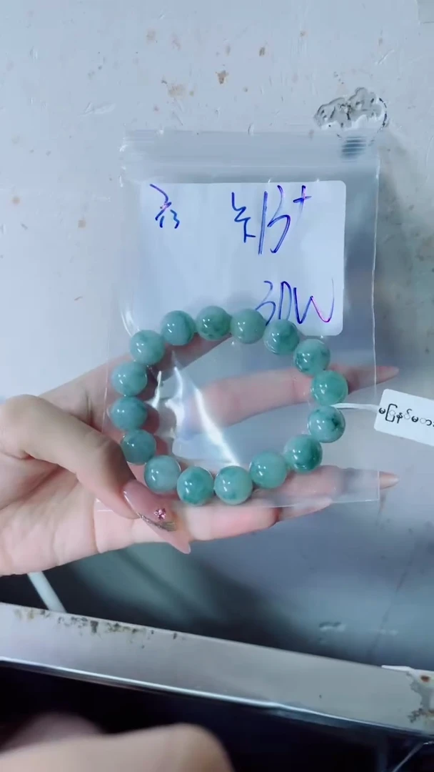 定制翡翠未镶嵌打*珠串