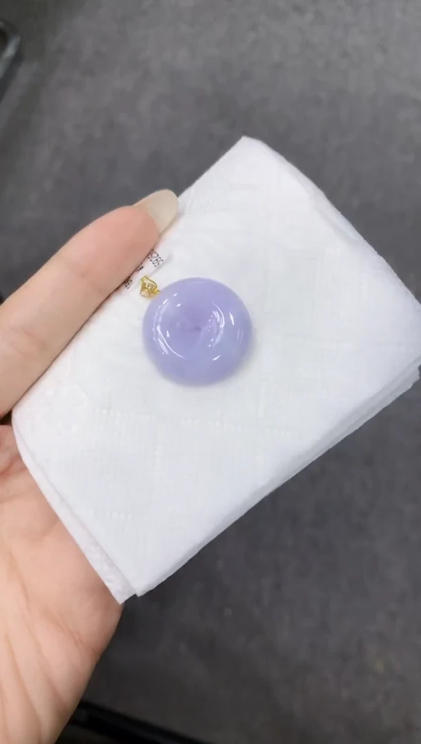 翡翠18K金镶嵌颈饰111111111111