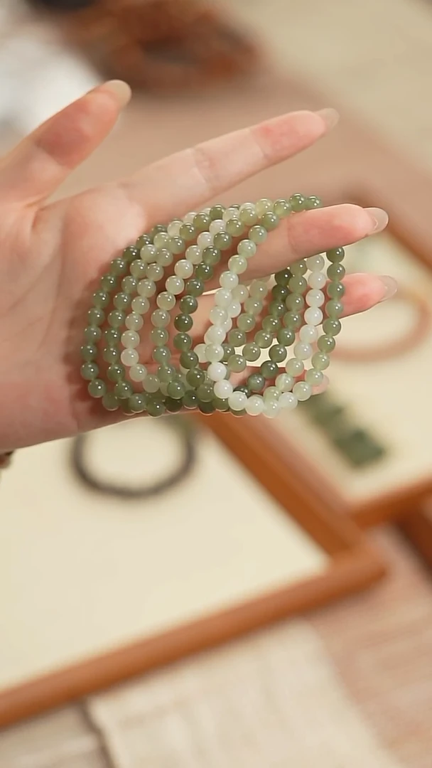 手链未镶嵌和田玉【海边】晴水和田玉6mm 渐变手串（多样性发其一）