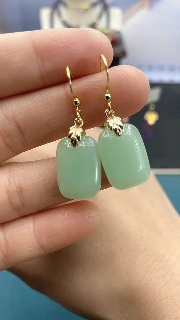 【闪购商品】和田玉耳饰14K金镶嵌无事牌耳钩