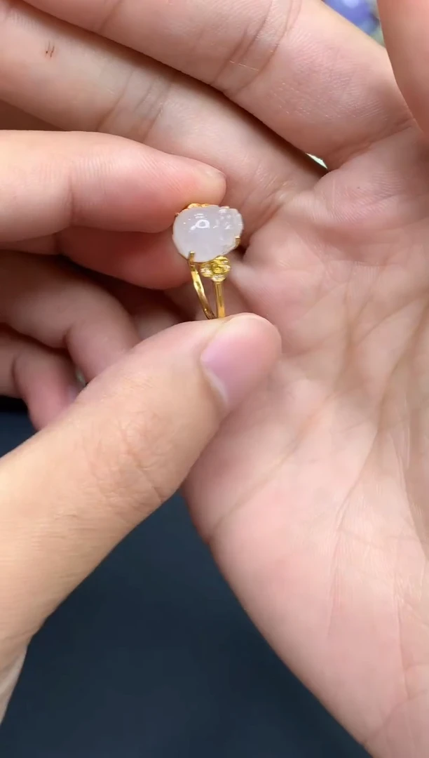 18K金镶嵌戒指翡翠74-中国好珍宝