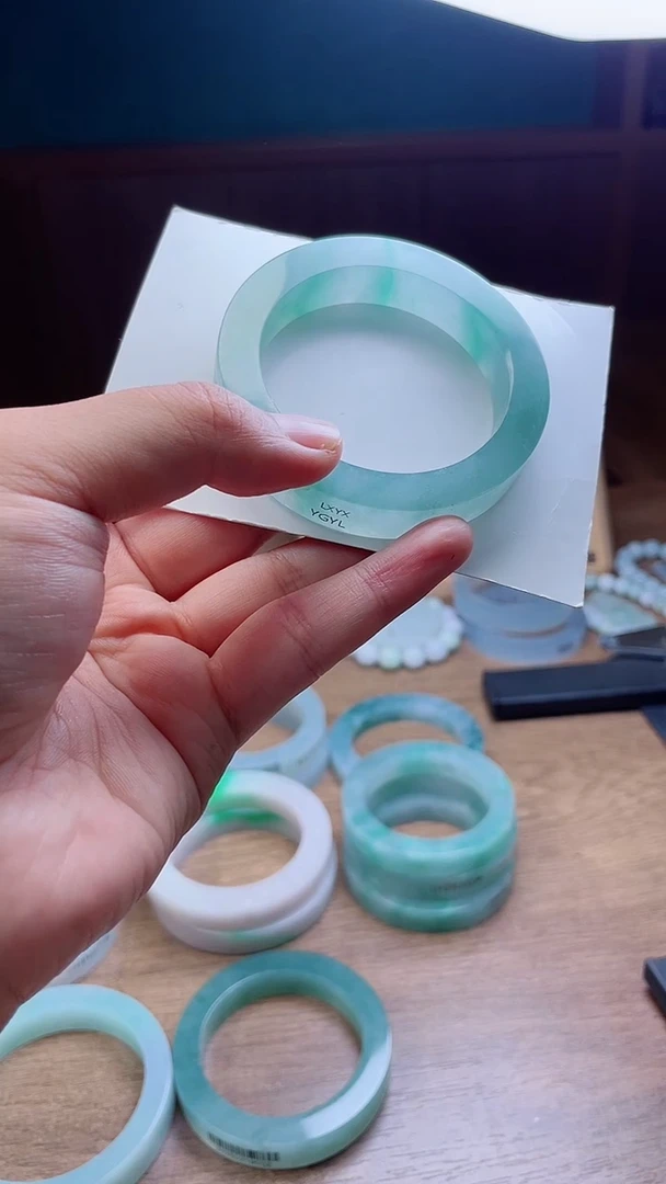 定制翡翠手镯未镶嵌兰*定制