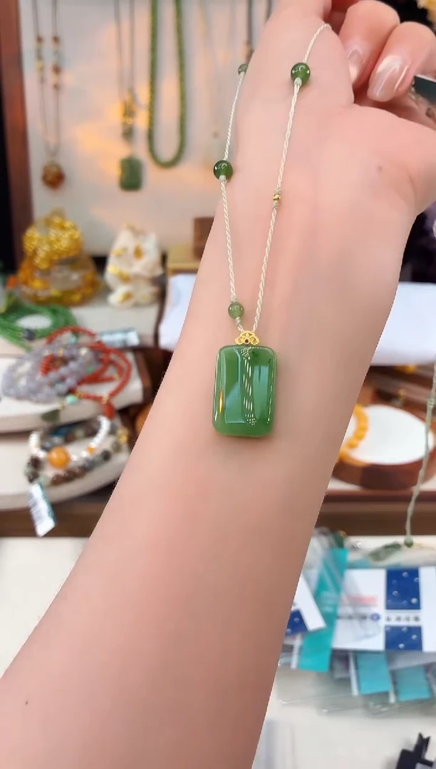 未镶嵌和田玉吊坠@@D921D018762