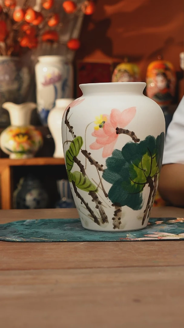 瓶景德镇设计师釉下手绘陶瓷花瓶