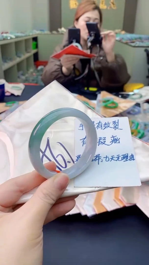 【闪购商品】翡翠手镯未镶嵌0498627299