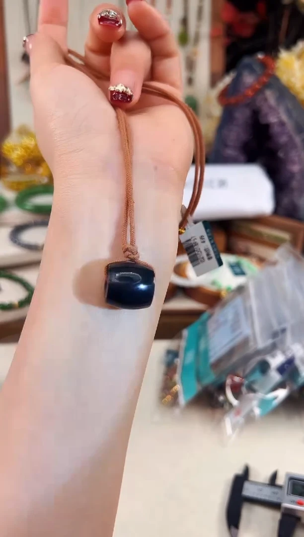 未镶嵌和田玉手饰@@I021D018957