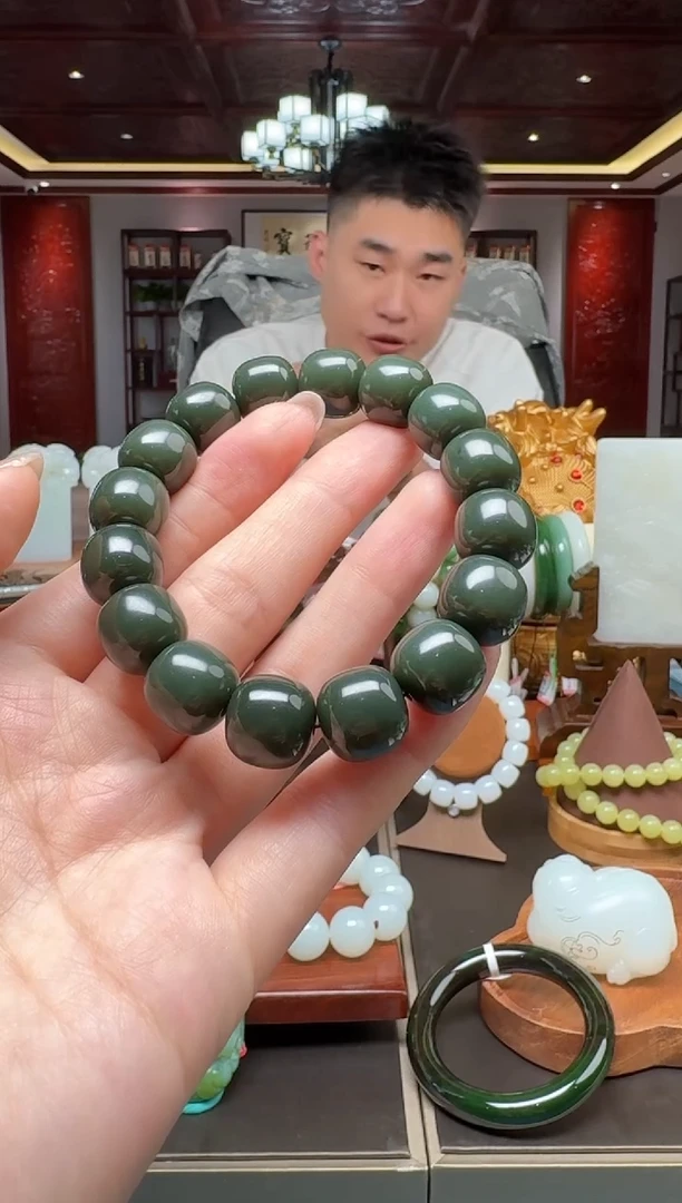 未镶嵌手串和田玉111szq14