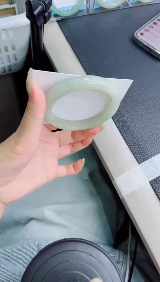 未镶嵌手镯石英质玉153-57.5