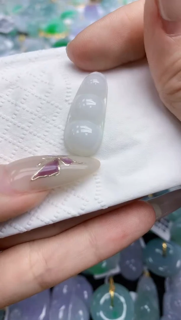 翡翠挂件未镶嵌天然翡翠A货