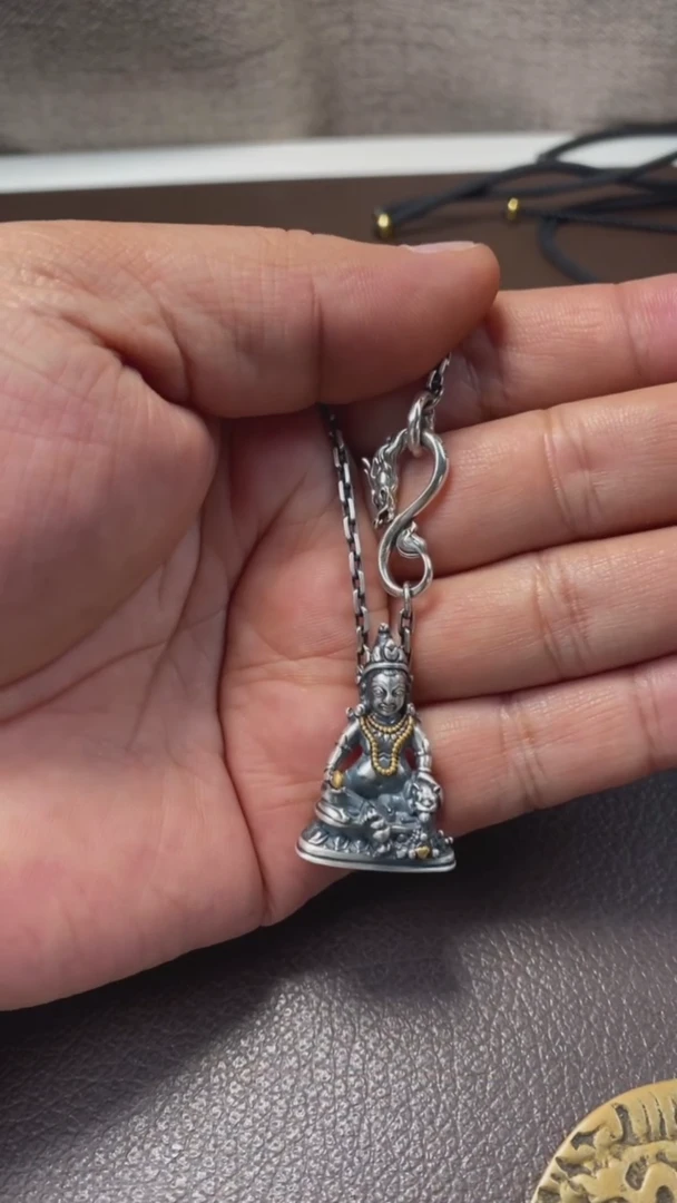 【闪购商品】诺拉（多样性发货，发其一）