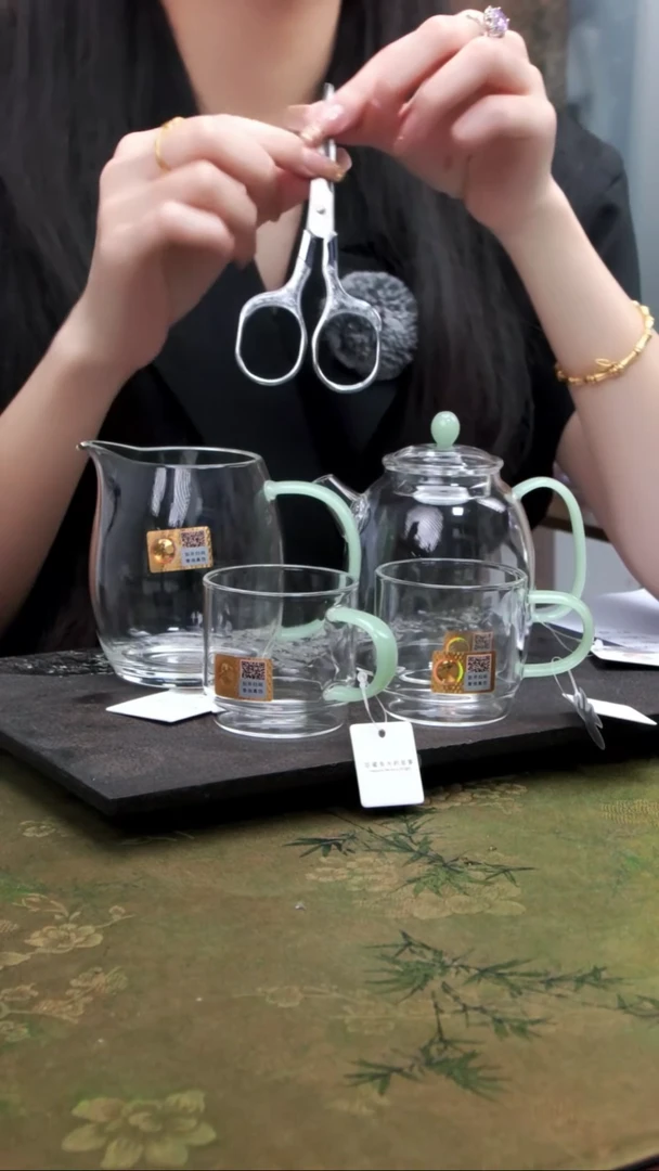 宴臣壶+澄然+逸杯一对浅玉+茶剪
