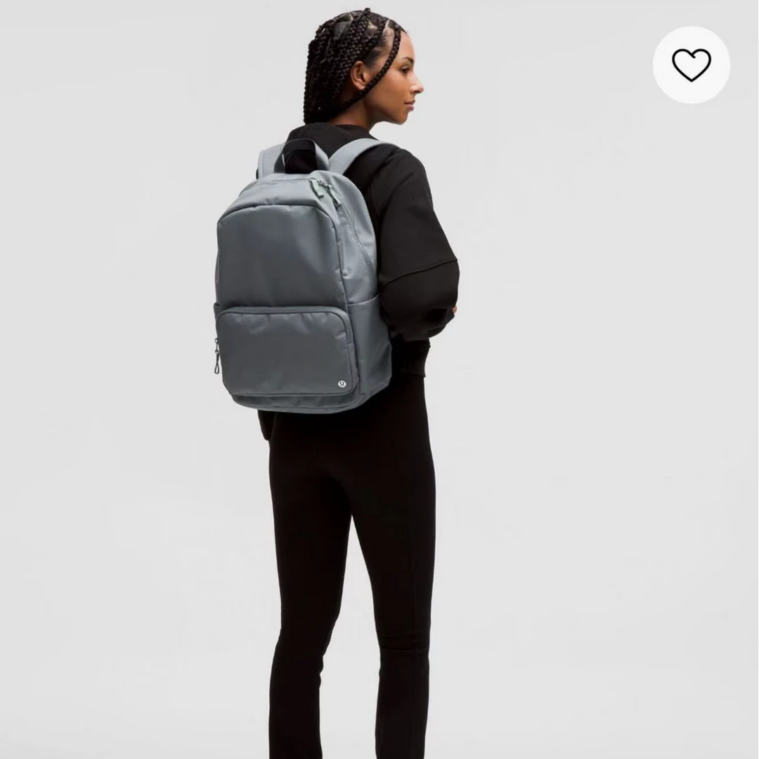 lululemon 双肩包