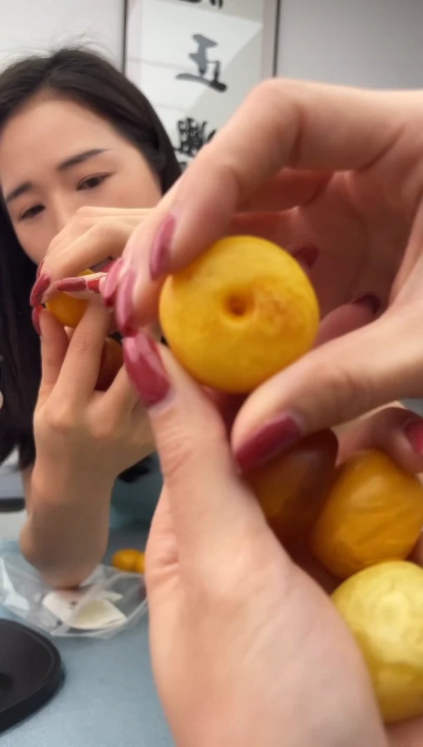 未镶嵌蜜蜡珠宝奇石假一罚十，016.微瑕多样性发一件