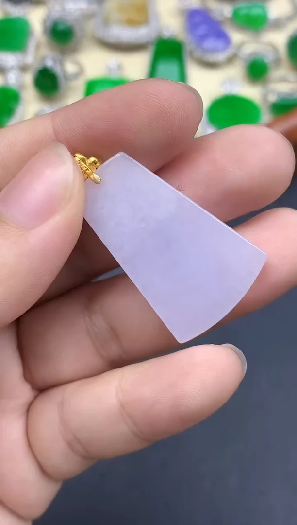 颈饰18K金镶嵌翡翠270-中国好珍宝