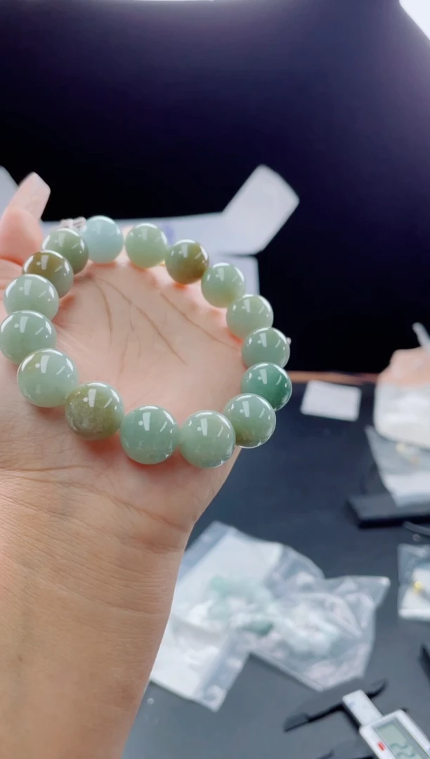 未镶嵌定制翡翠珠串