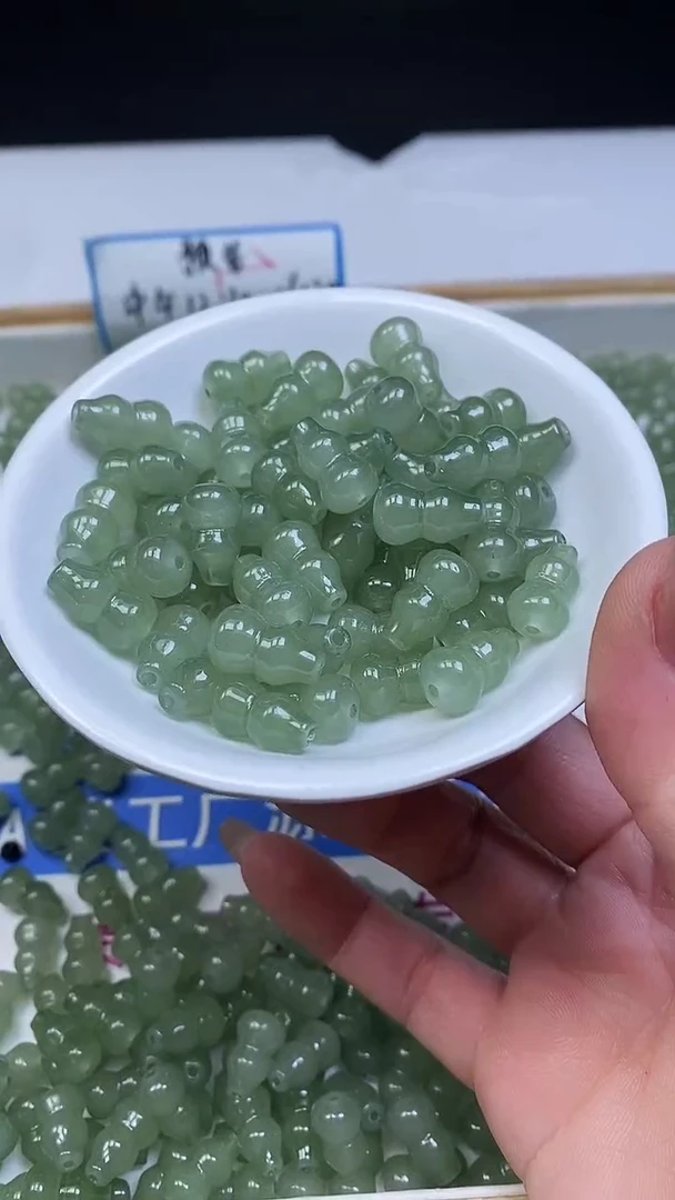 未镶嵌散珠玛瑙/玉髓E771 冰晴玛瑙大葫芦14*8mm8颗6.8元